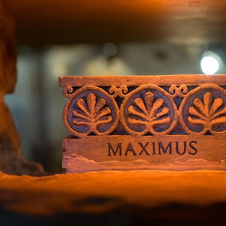 Complex Maximus Veliko Tarnovo Kültér fotó