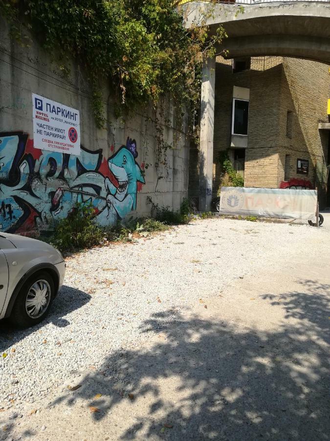 Complex Maximus Veliko Tarnovo Kültér fotó