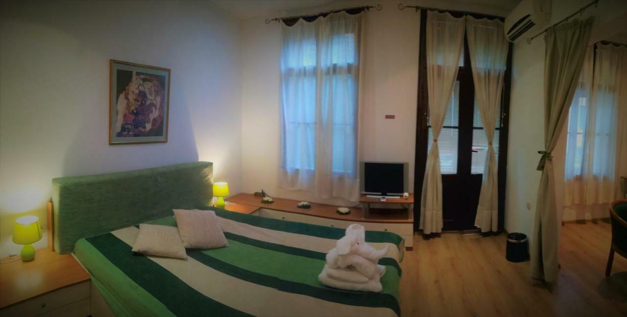 Complex Maximus Veliko Tarnovo Kültér fotó